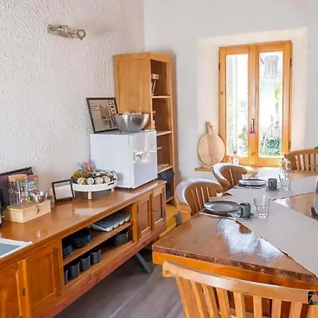 Rustico Di 3* Barna
