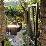 Rustico Di 3* Barna