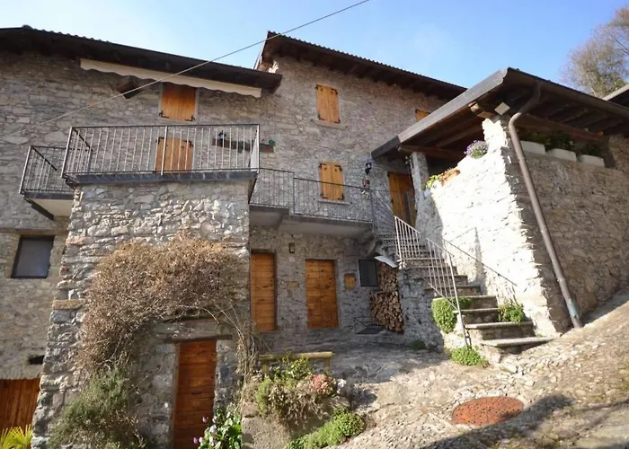 Rustico Di 3*